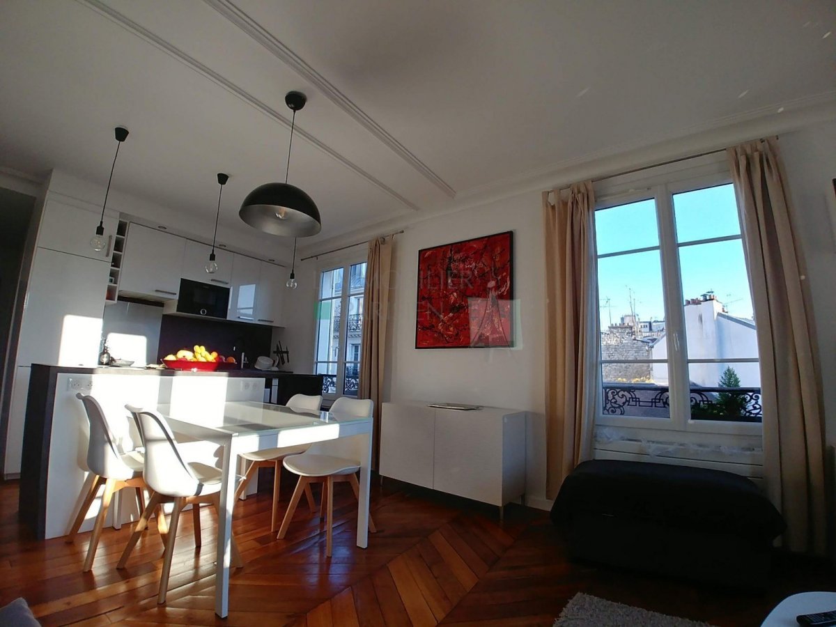 Location Appartement meublé 3 pièces - 58.57m² 75017 Paris